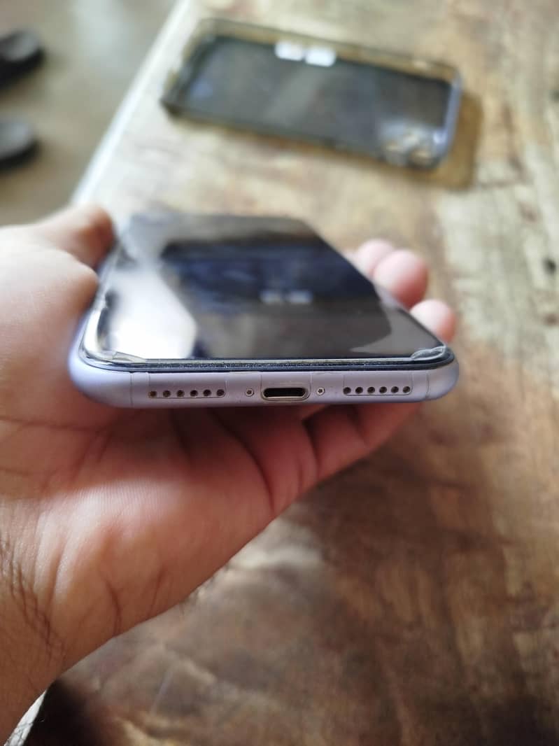 iPhone 11 1