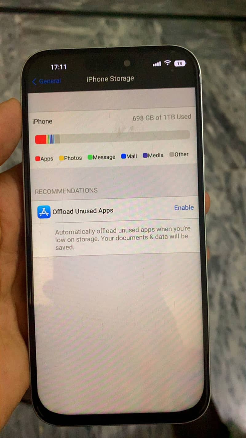 Apple iPhone 17 Pro Max 1