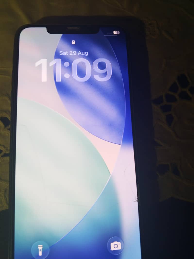 Apple iPhone 11 Pro Max 2
