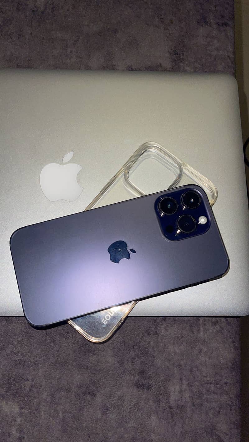 Apple iPhone 14 Pro Max 1