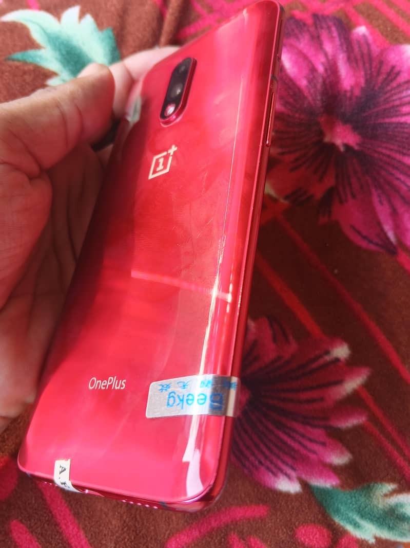 One Plus 7 5