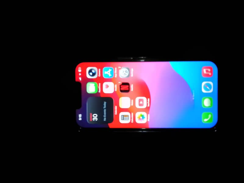 Apple iPhone 13 1