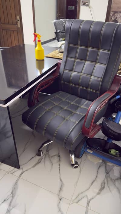 Premium Office Chair - High Back
