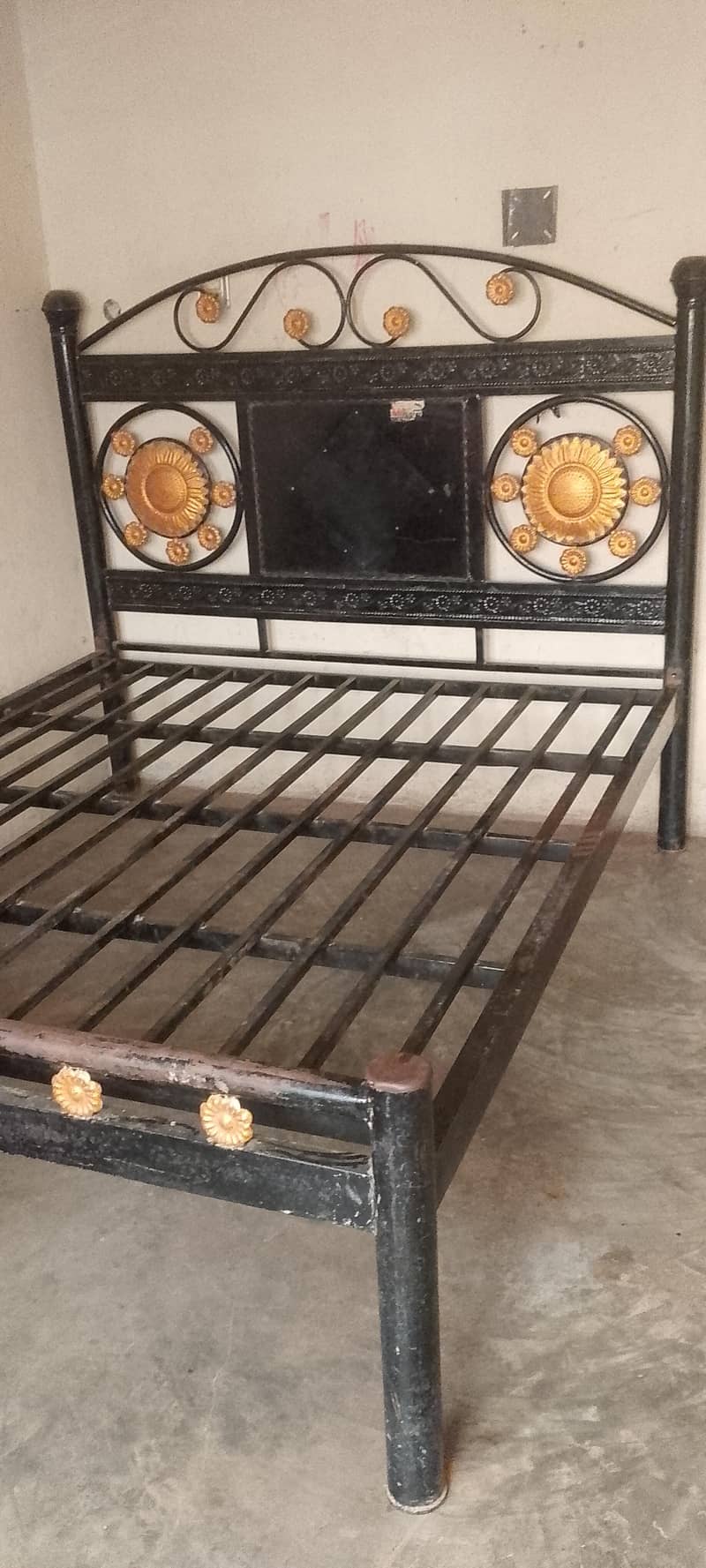 Used bed Good condition 0