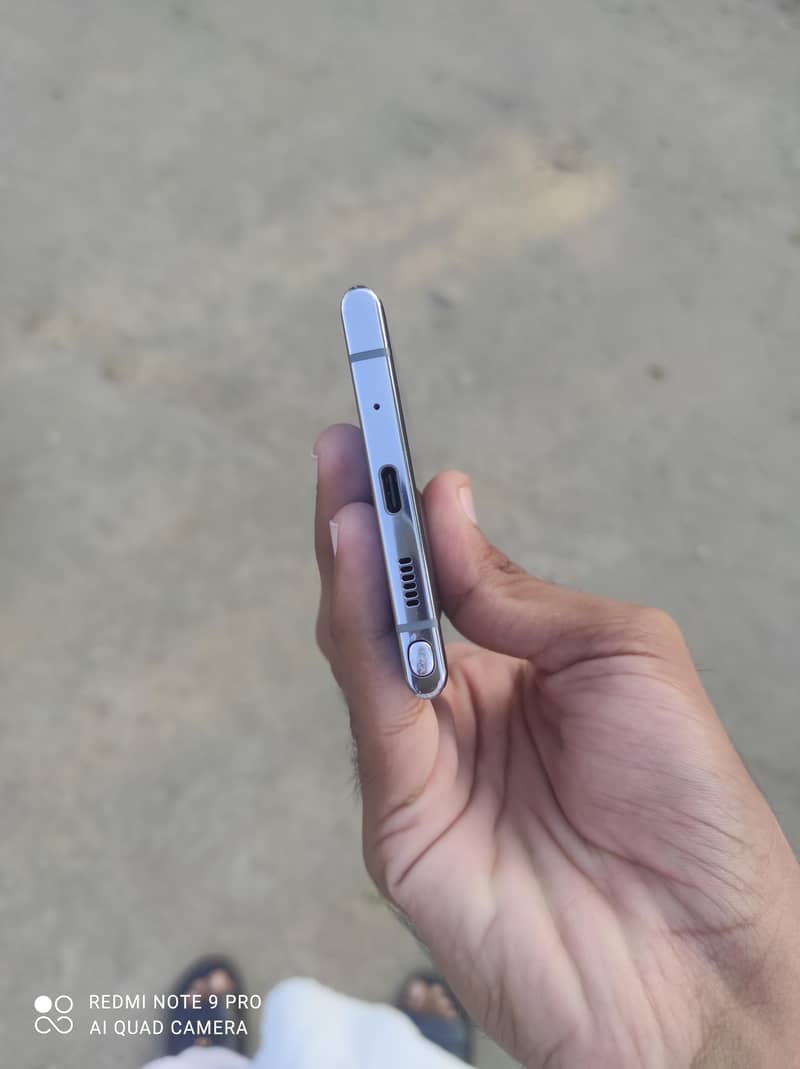 Samsung Mobile Note 10 Plus 2