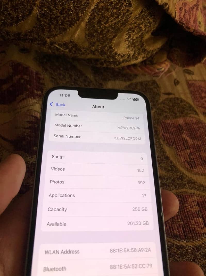 Apple iPhone 14 7