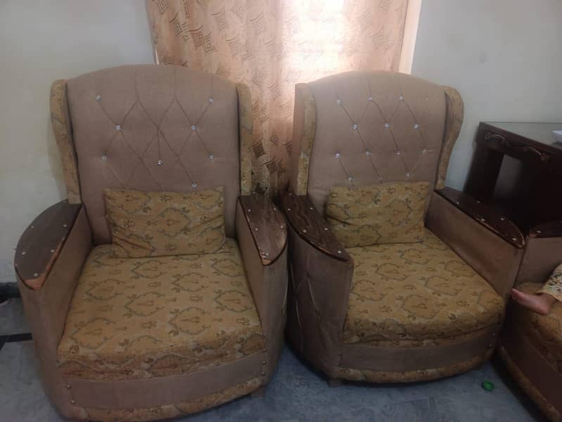 Sofa Set And Tables 1
