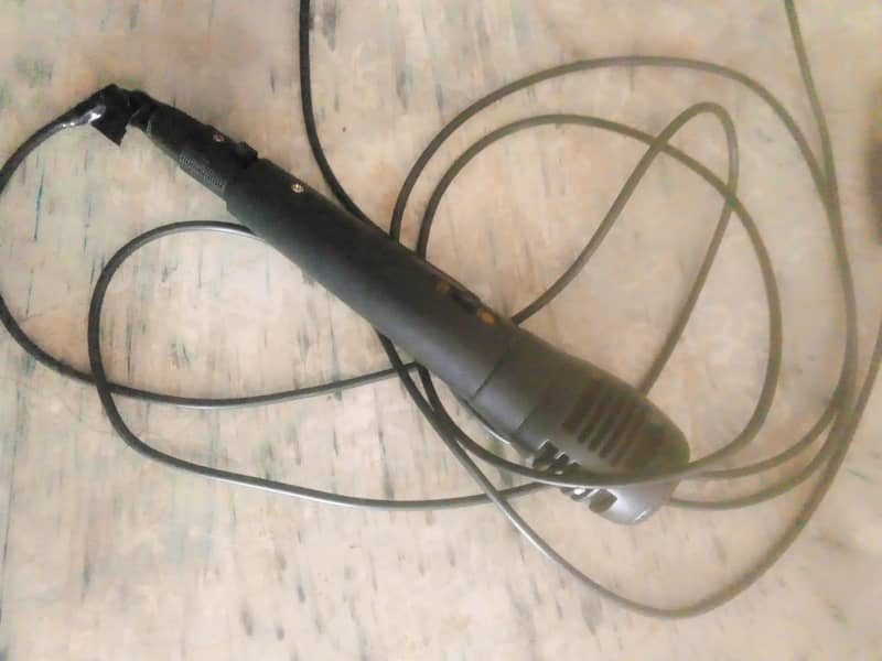 BLUETOOTH SPEAKER 6