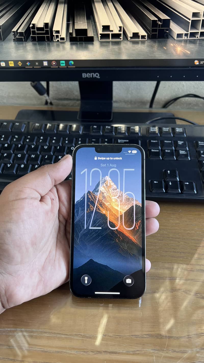Apple iPhone 13 Pro 3