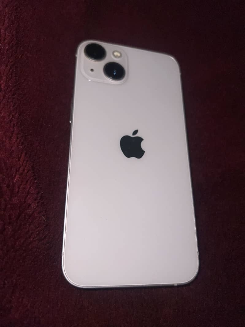 Apple iPhone 13 0
