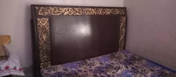 acha or mazboot bed+dressing for sale