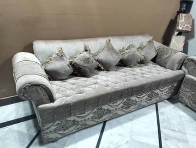 7 seater sofa set in good condition