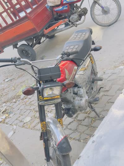 Honda 125 self start special edition