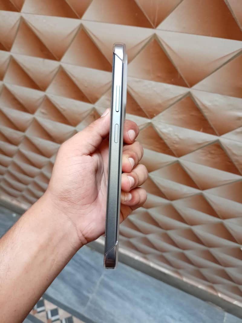 Itel it5200 4