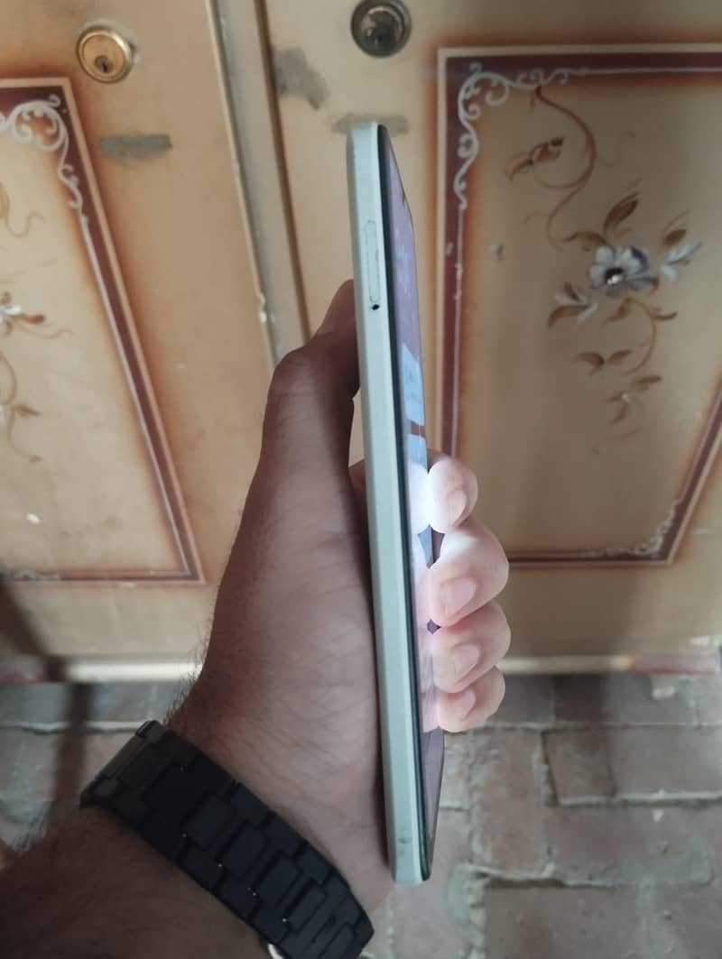 Realme A1 0