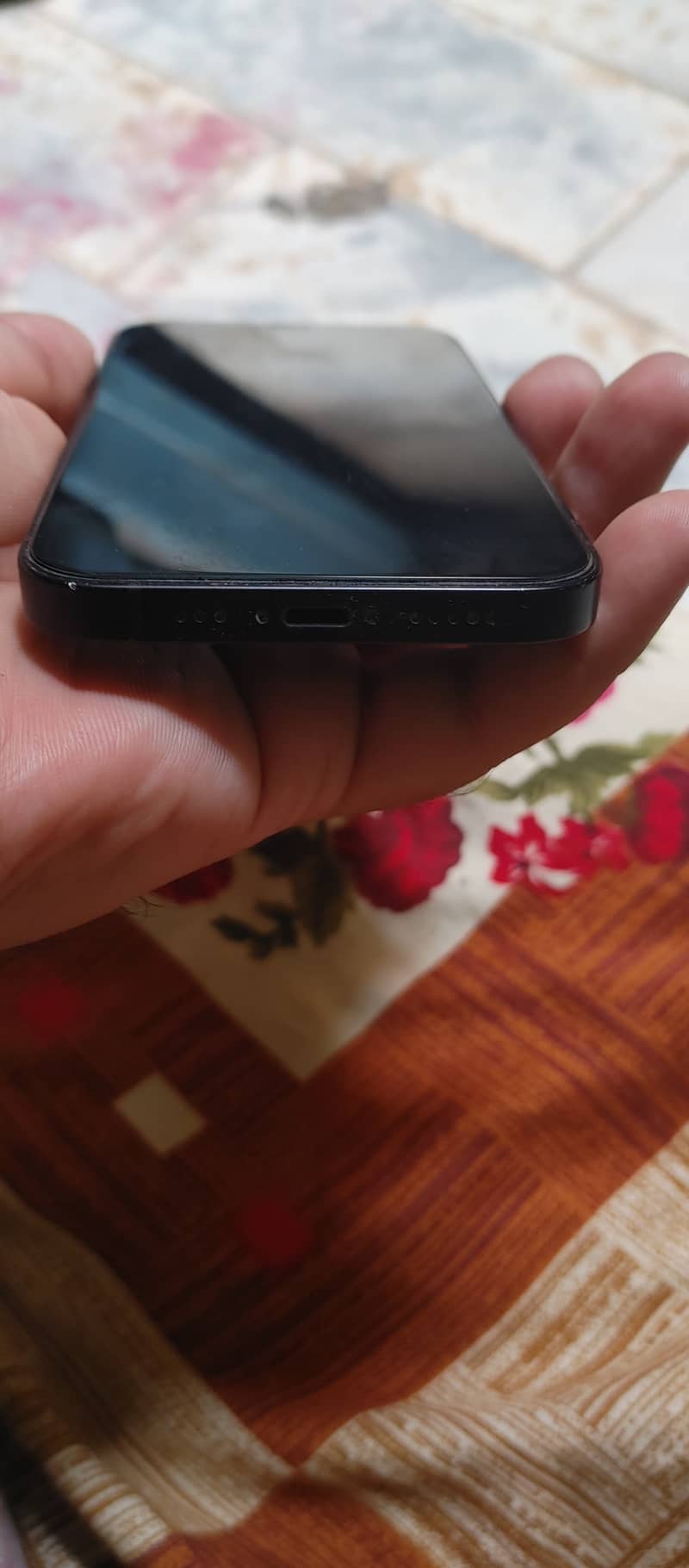 Apple iPhone 12 3