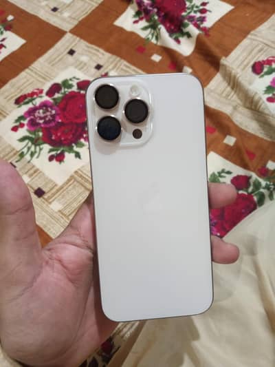 iPhone 16 Pro Max jv clean