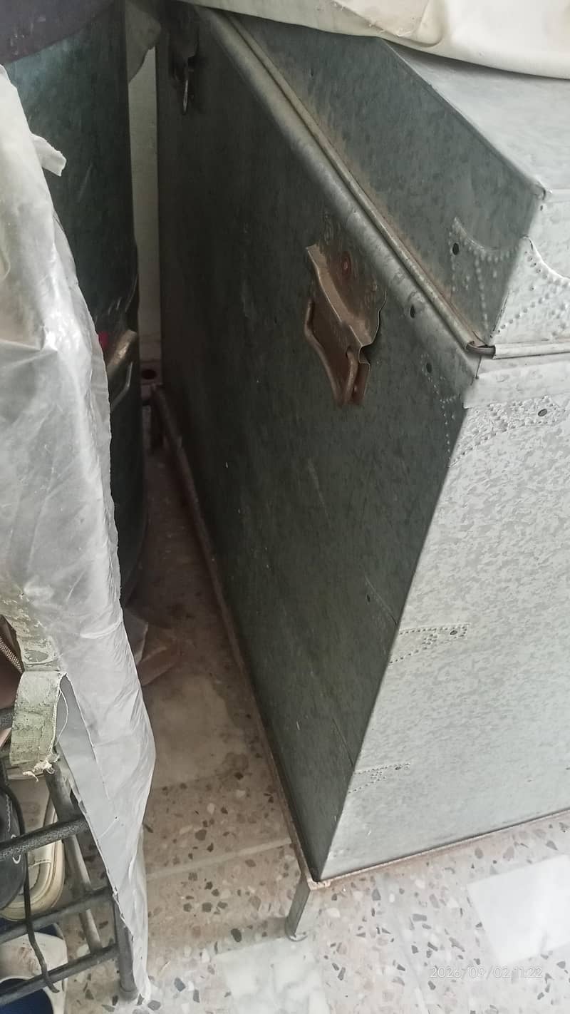 Trunk Box 3