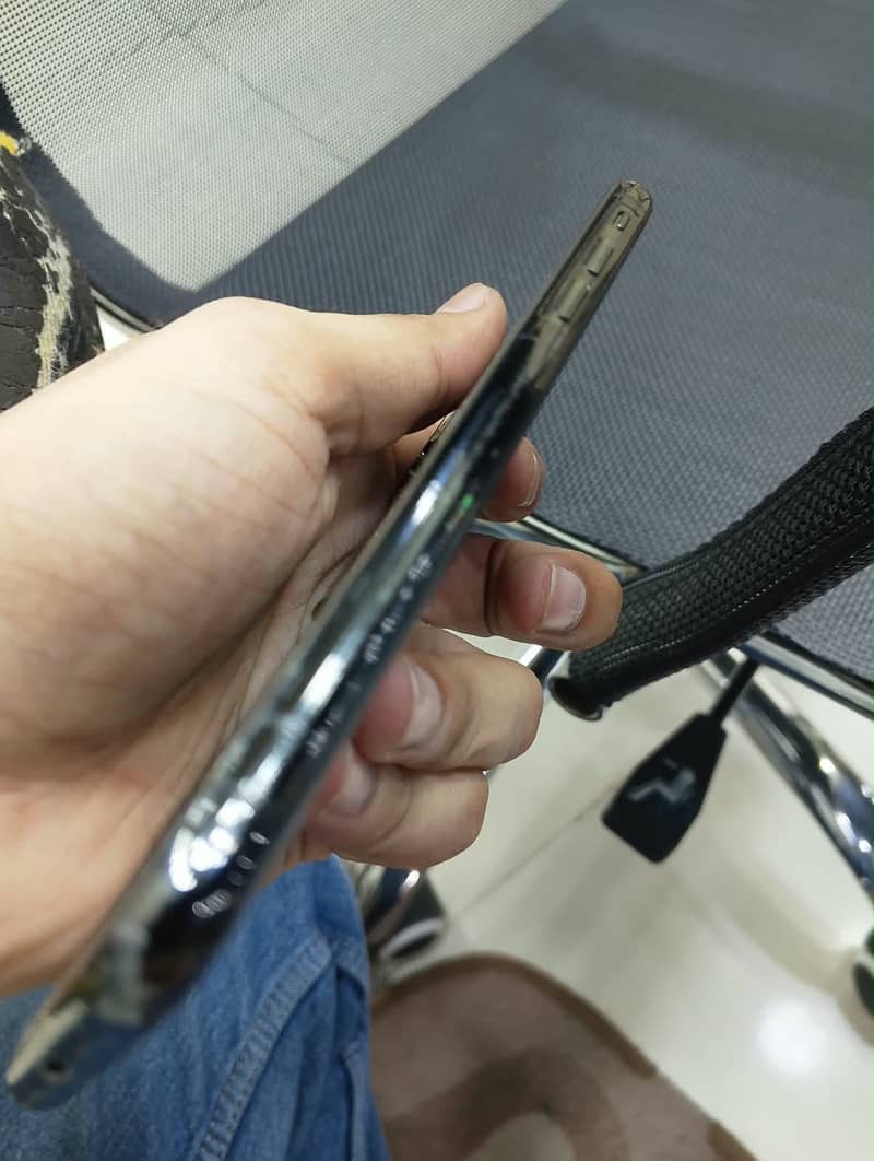 Apple iPhone X 1