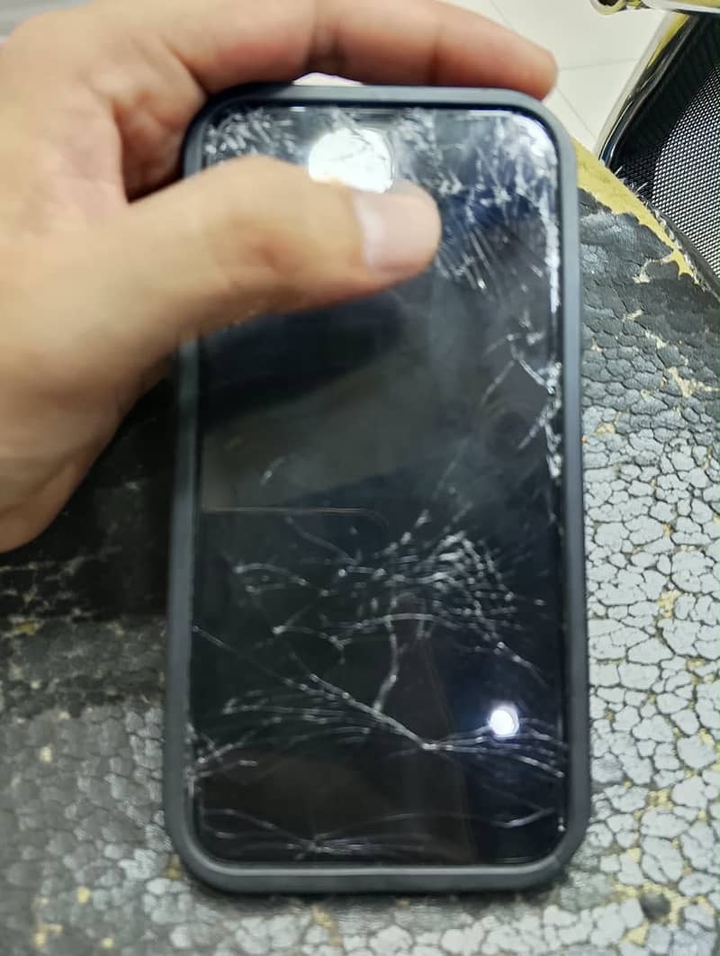 Apple iPhone X 3
