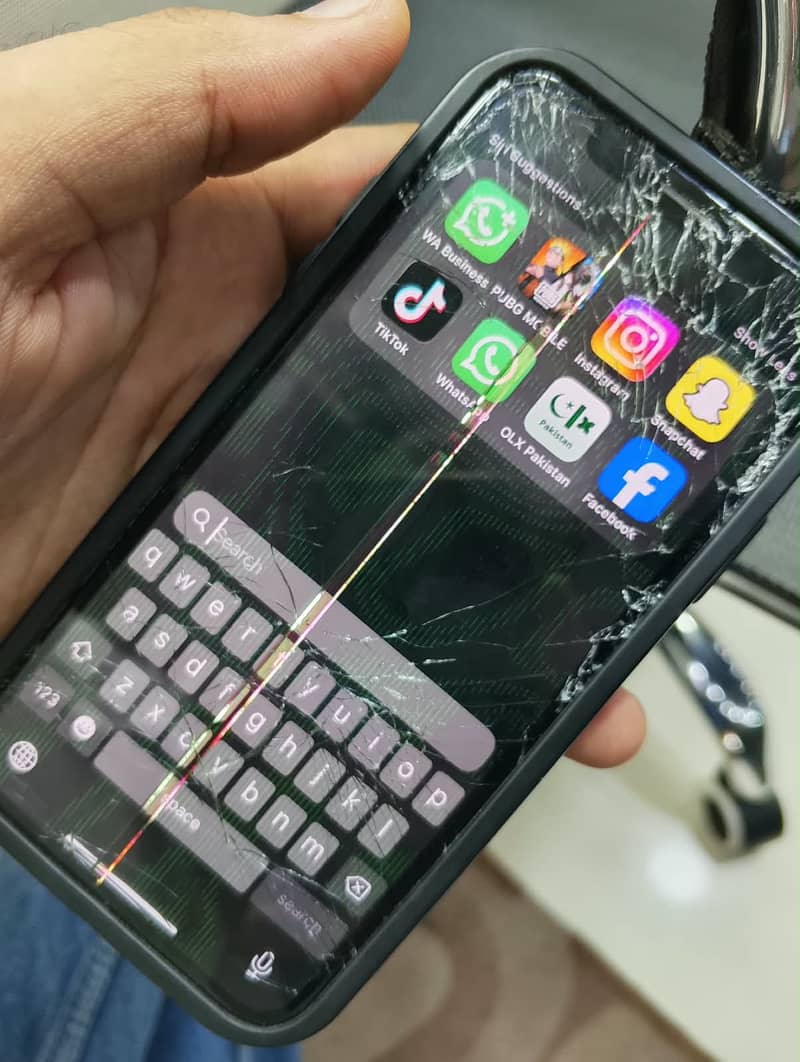 Apple iPhone X 4