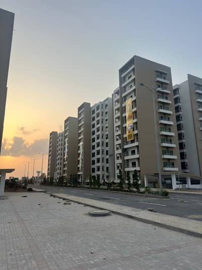 Brand New & Unoccupied Luxurious Executive Apartment in Askari 12