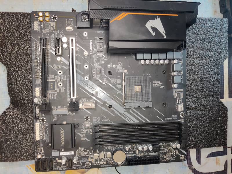 selling some pc items 17