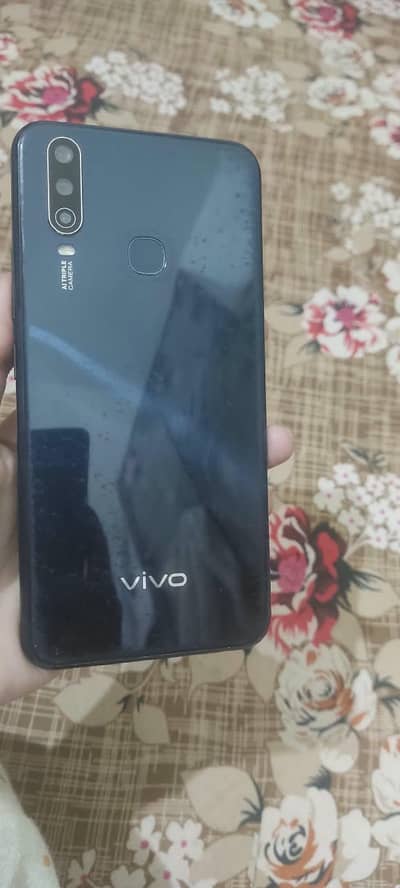 Vivo Y17