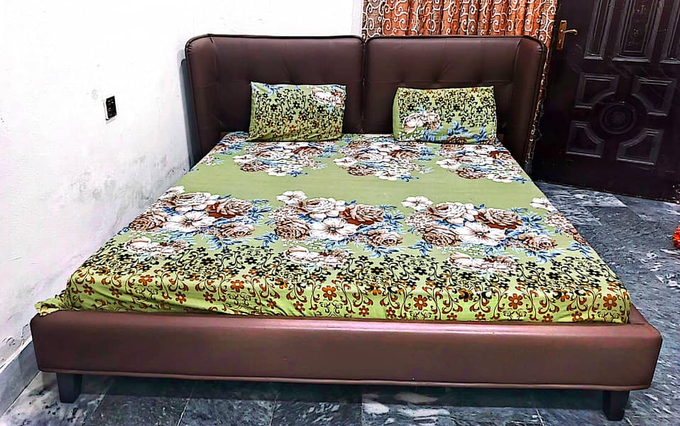 double bed 0