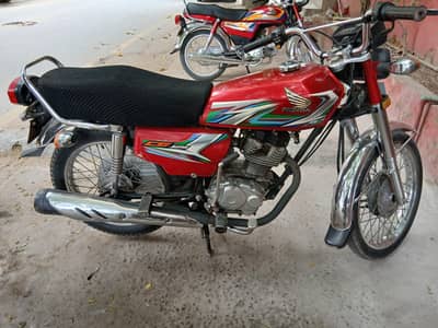 honda 125 2022/23 lush condition