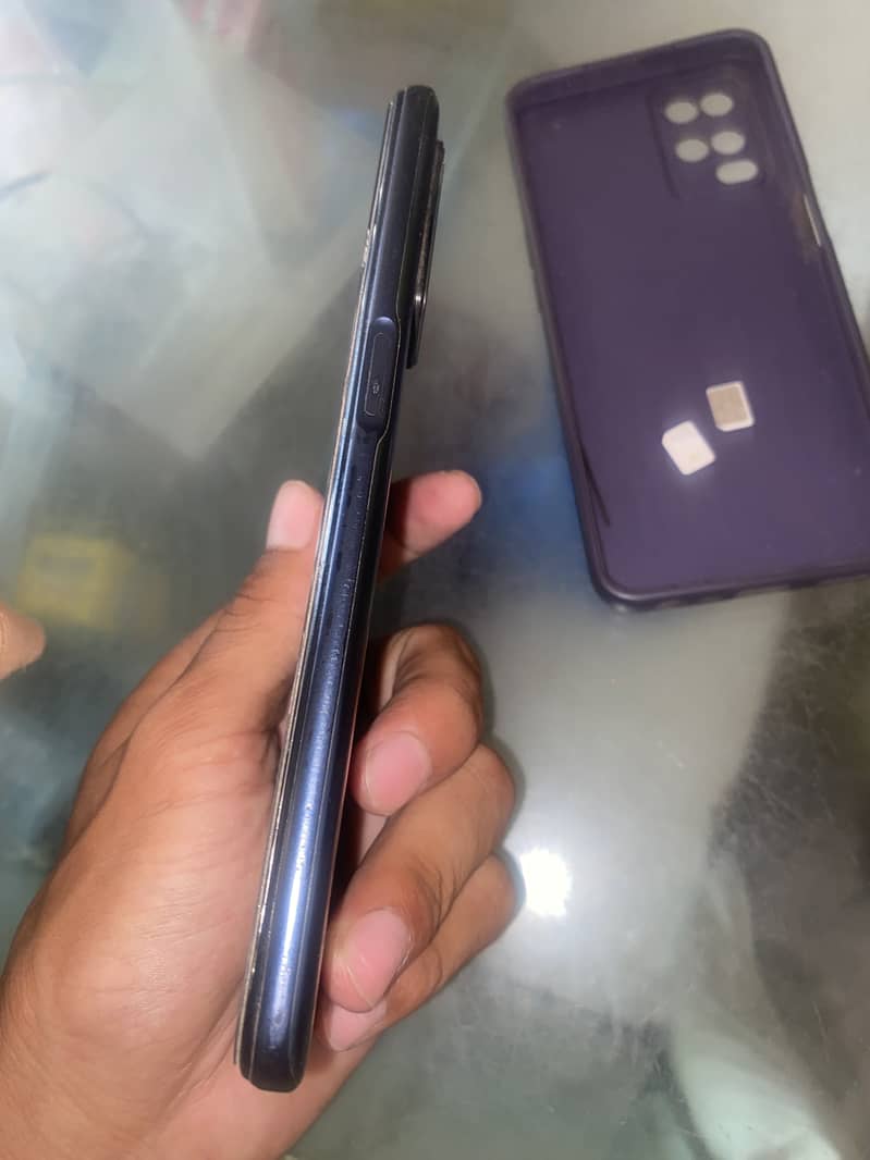OPPO A54 3