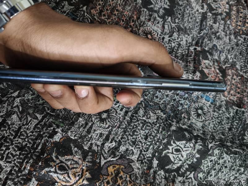 Samsung Mobile Note 10 Plus 4