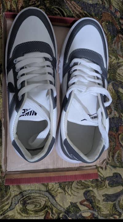 New Nike Sneakers