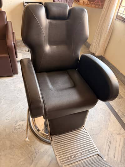 beauty saloon