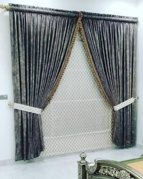 Curtains 0