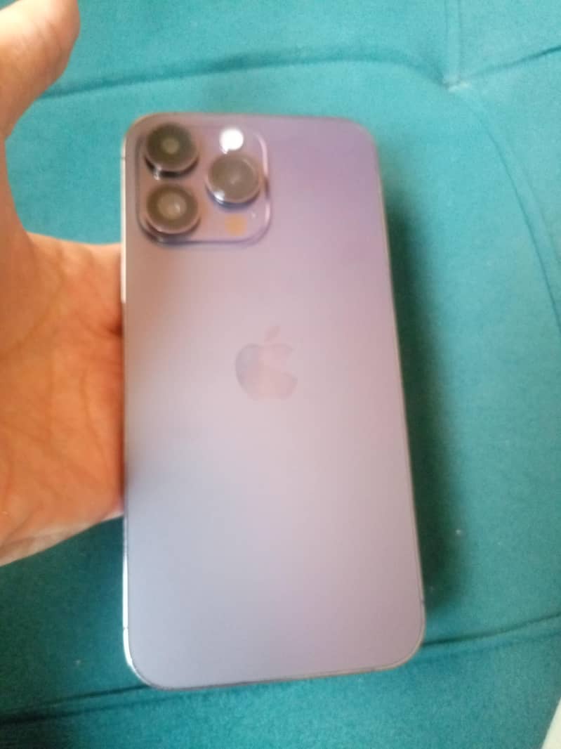 Apple iPhone 14 Pro Max 2