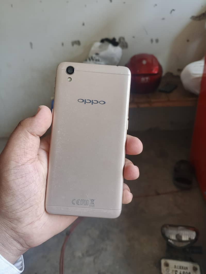 OPPO A37 1