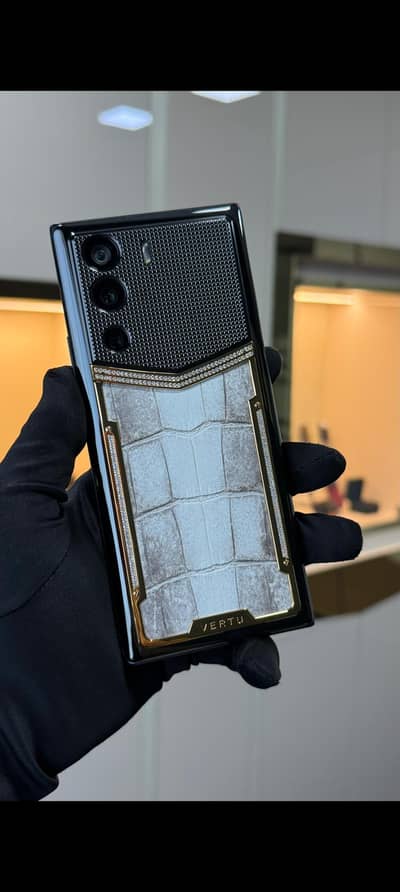 Ultra luxury gold plated Vertu phone Himalaya crocodile skin.