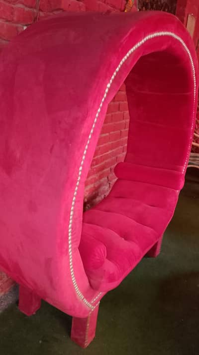 Sofa couche urgent sale