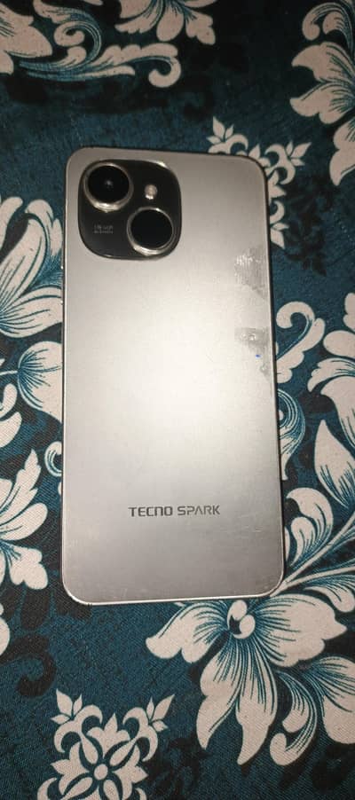 Tecno spark 40c