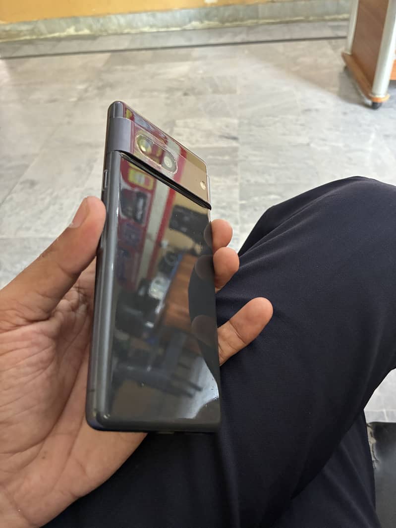 Google Pixel 7 3