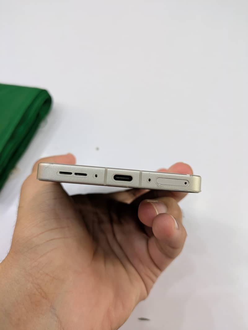 One Plus Ace 5 with Sim Time 6