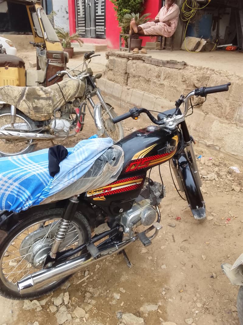 Motorcycle 0