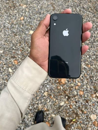 Apple iPhone XR
