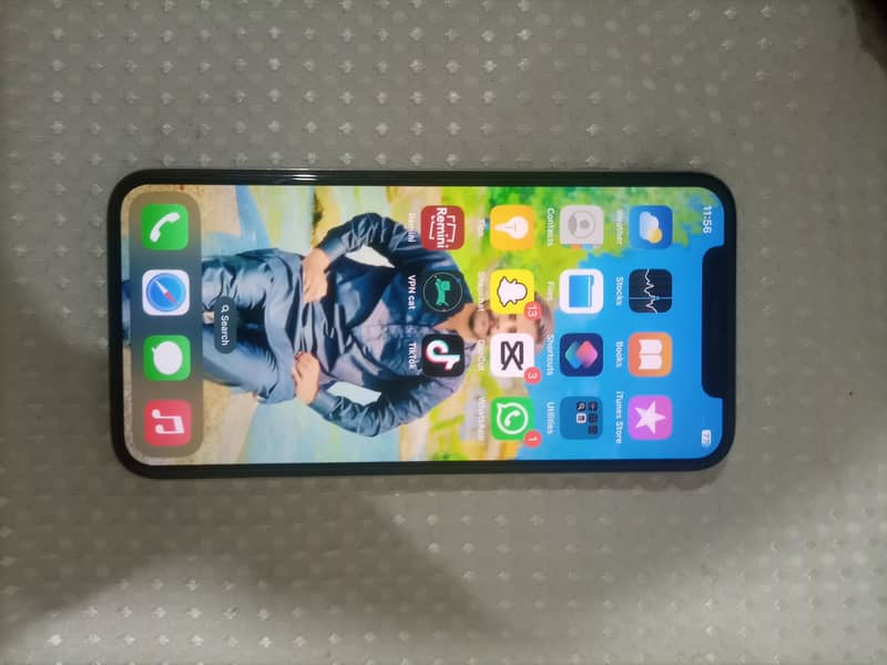 Apple iPhone X 1