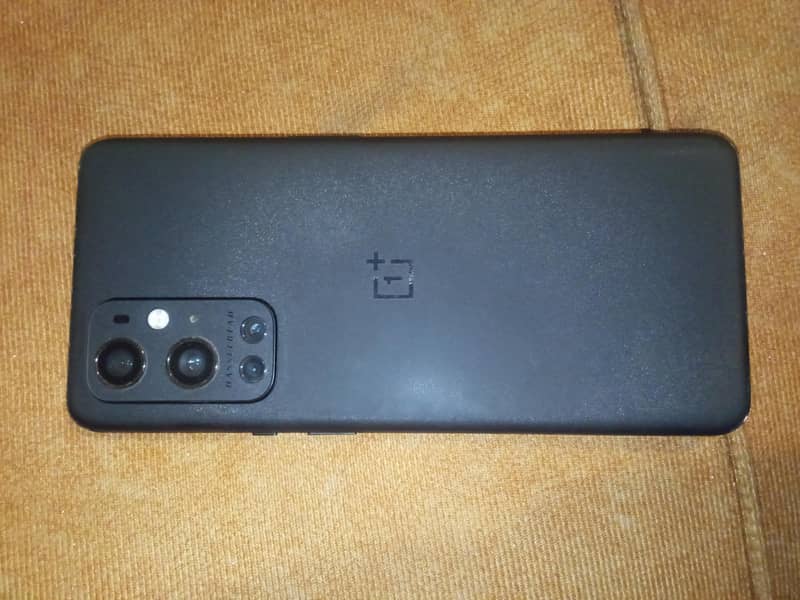 One Plus 9 Pro 5G 1