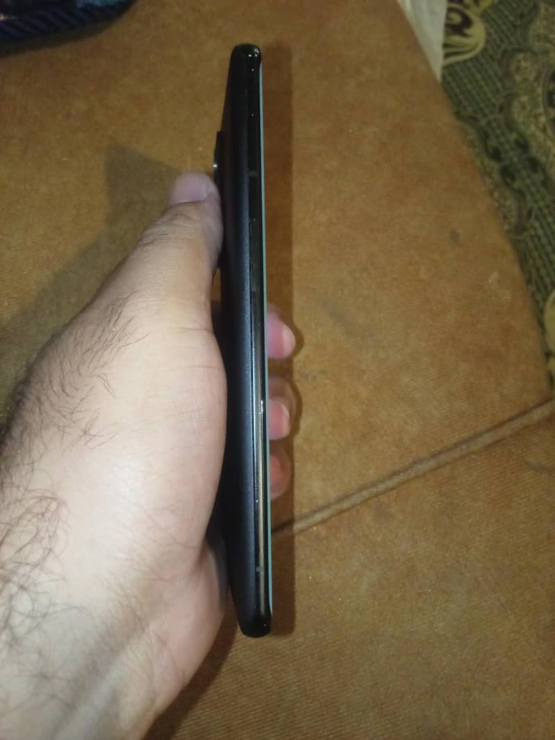 One Plus 9 Pro 5G 2