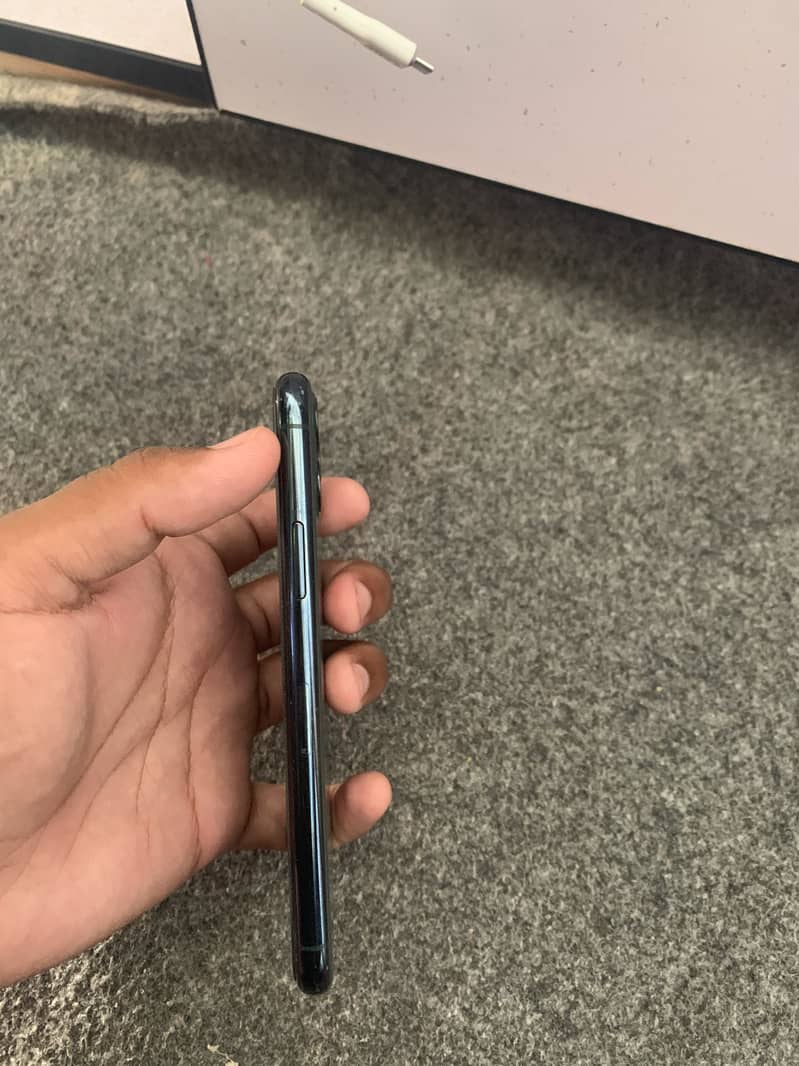 iPhone 11 pro 0