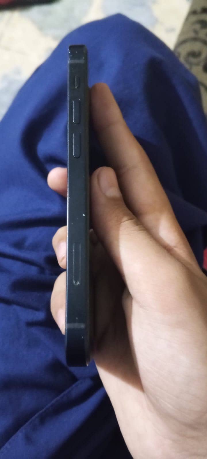 Apple iPhone 12 mini 4