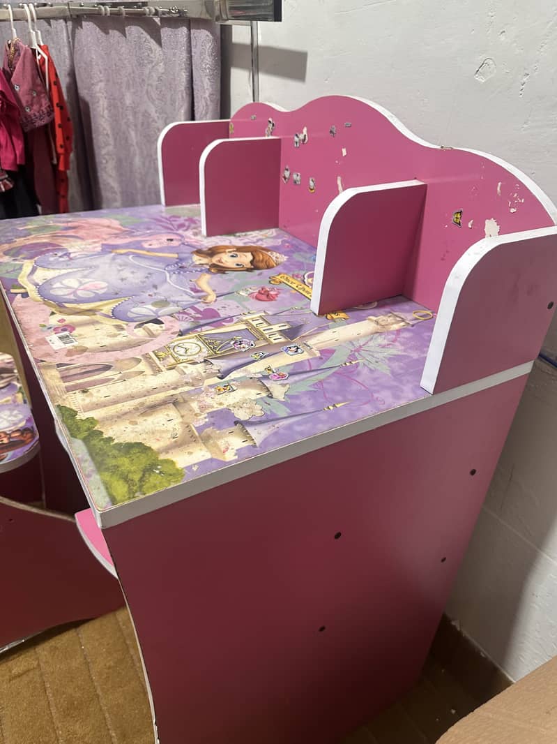 Kids study table 1